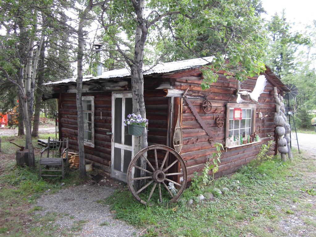 Six Mile River Resort Tagish Εξωτερικό φωτογραφία
