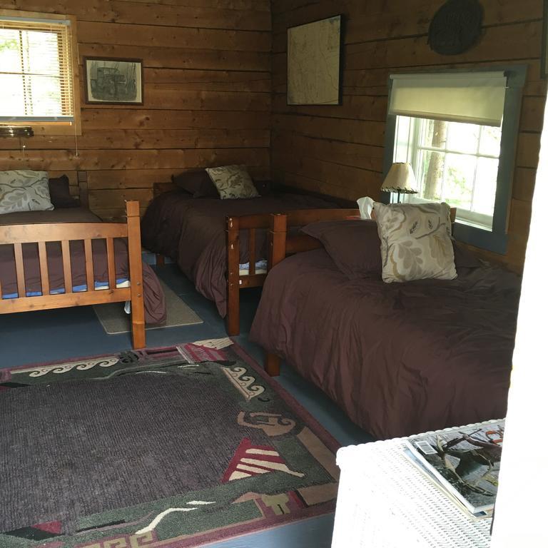 Six Mile River Resort Tagish Εξωτερικό φωτογραφία